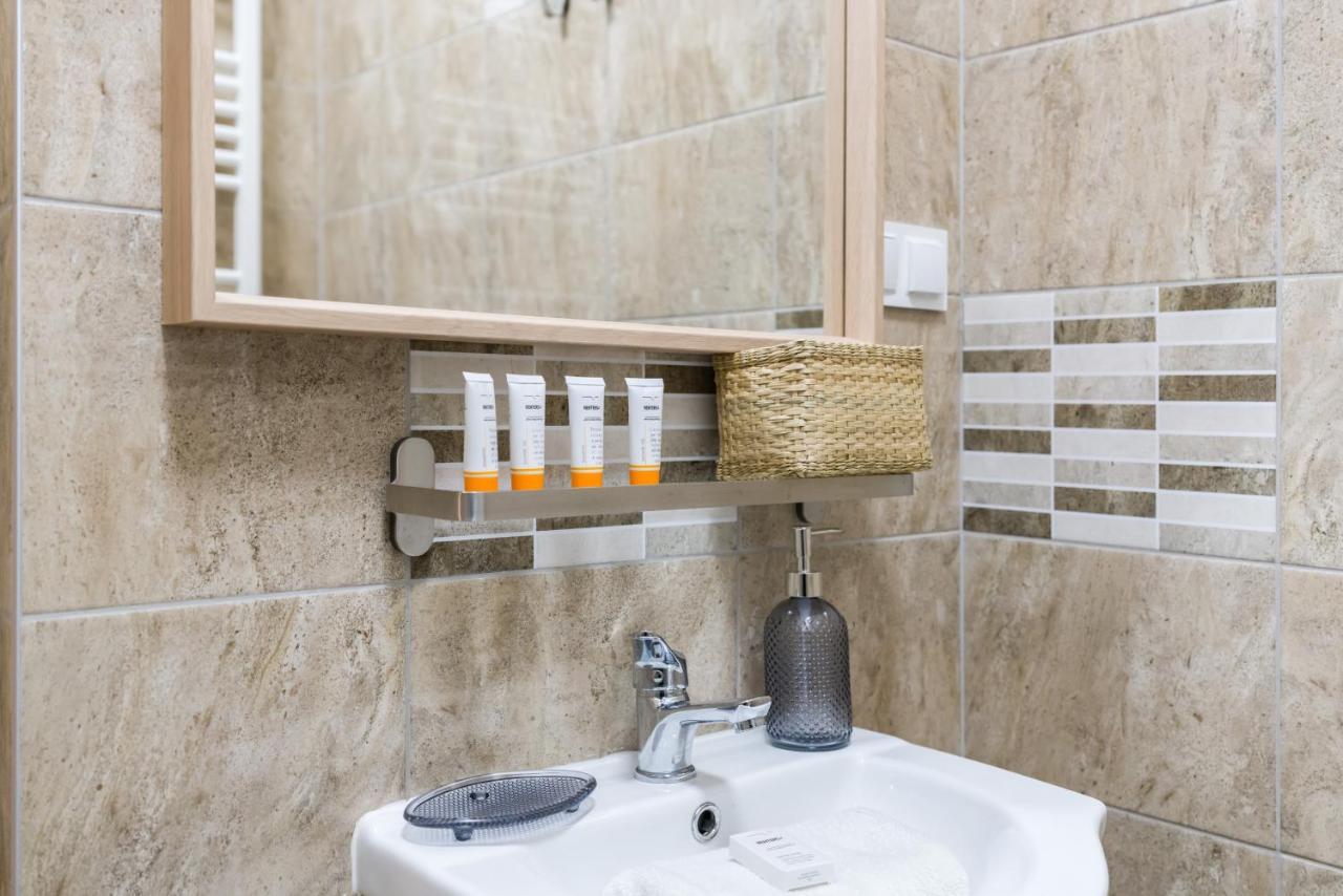 Kwiatowa Apartments Poznan City Center By Noclegi Renters المظهر الخارجي الصورة